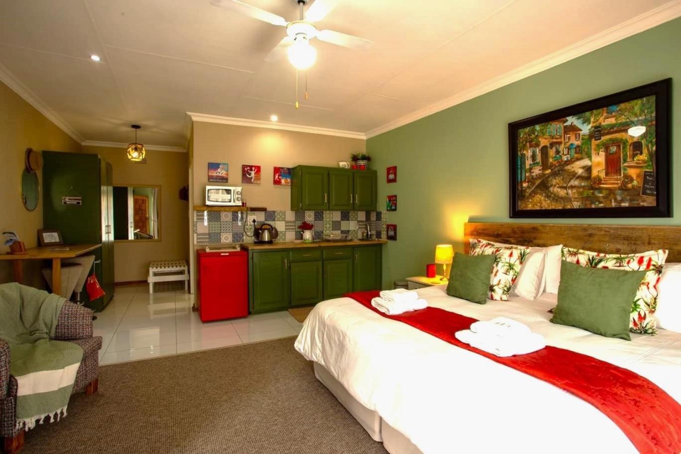 Longtom Farm Guesthouse Lydenburg Ngoại thất bức ảnh